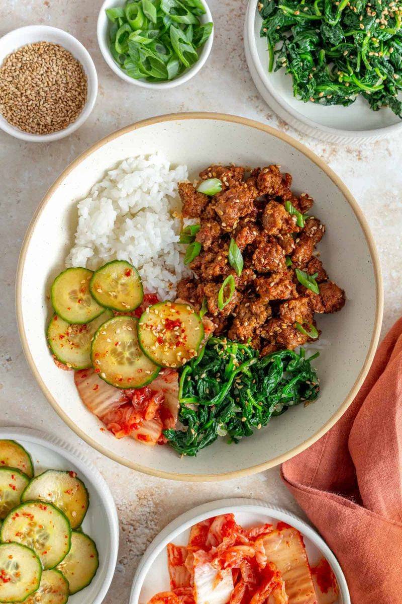 Korean Beef Bowls with Gochujang