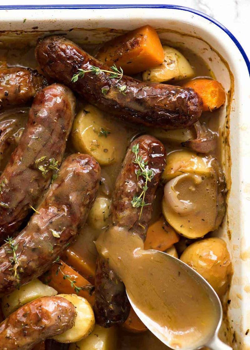 4 Ingredient Sausage and Veggie Tray Bake