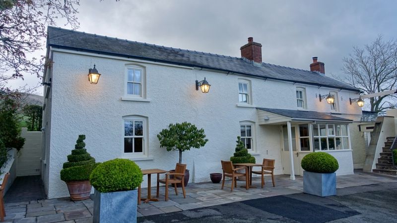 The Walnut Tree, Abergavenny, Wales
