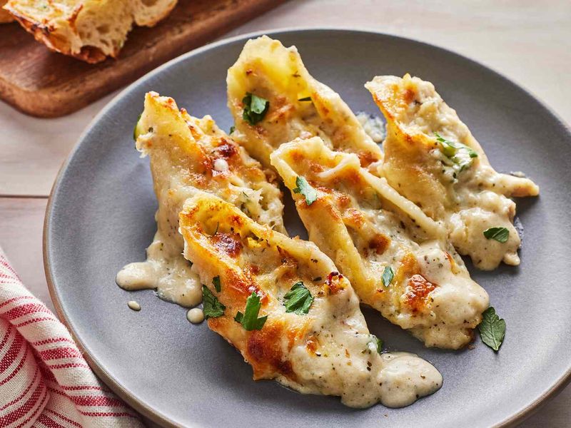 Alfredo Stuffed Shells