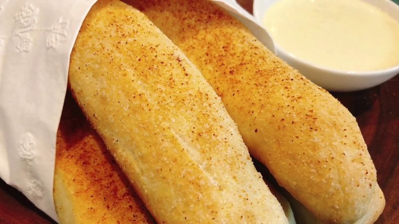 Alfredo Breadstick Dipping Sauce