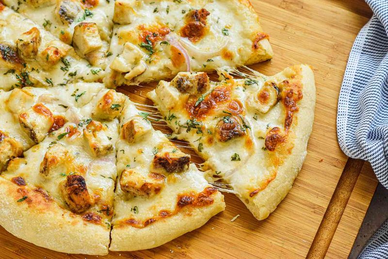 Alfredo Pizza