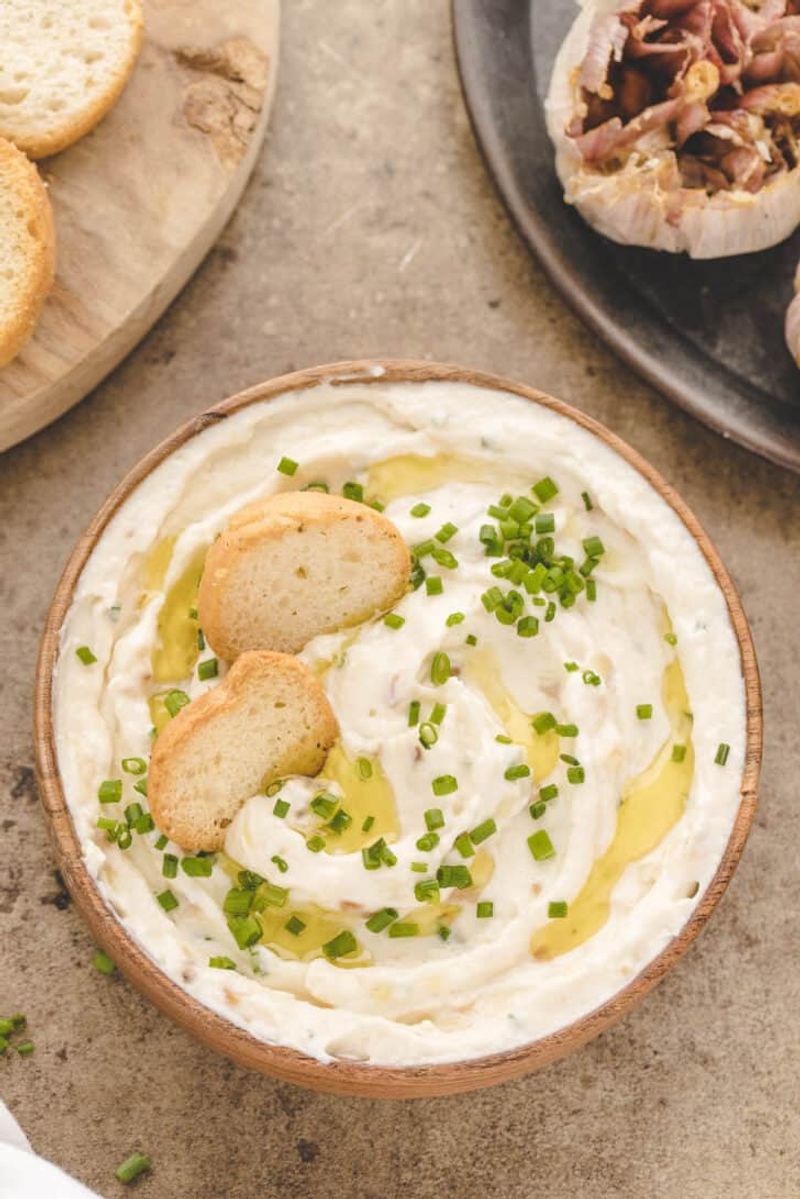Roasted Garlic Cream Cheese Dip