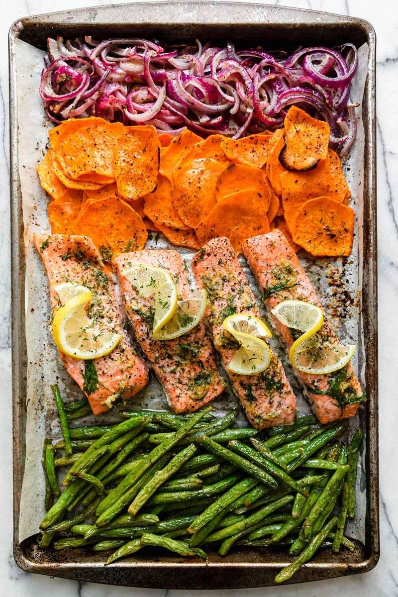 Sheet Pan Salmon with Vegetables