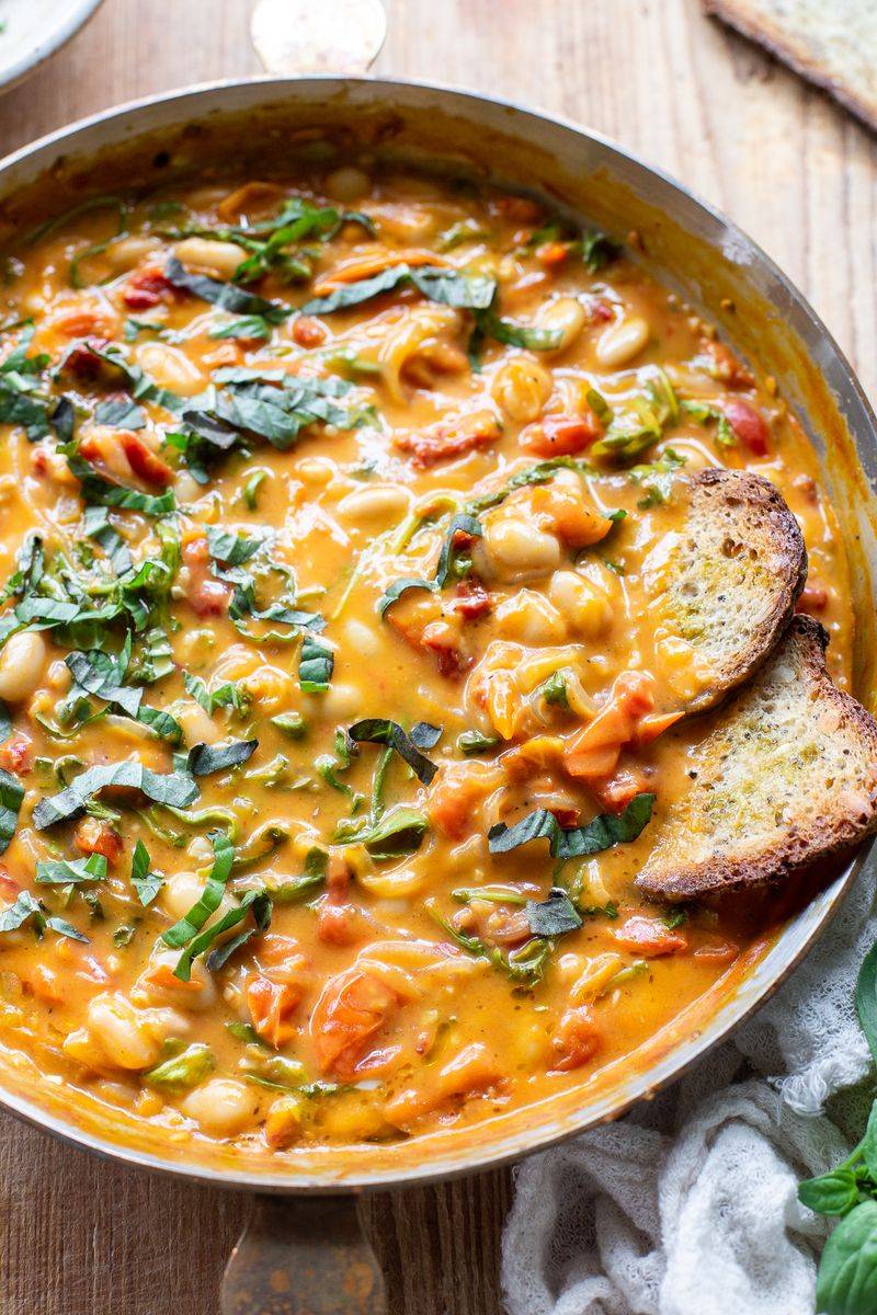 Tuscan White Bean and Tomato Bake