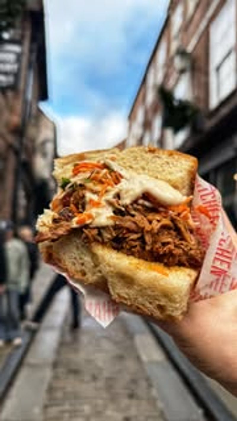 Pulled Pork Sandwich Station