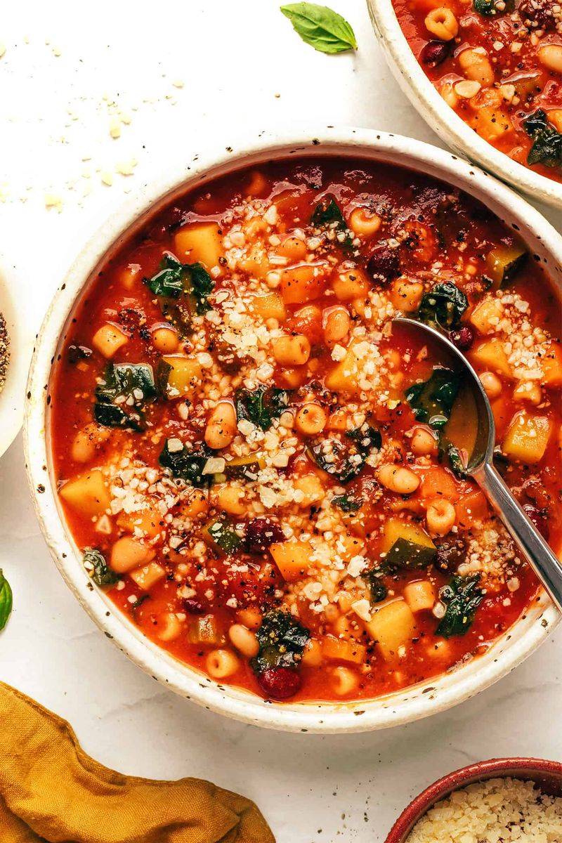 Hearty Minestrone Soup