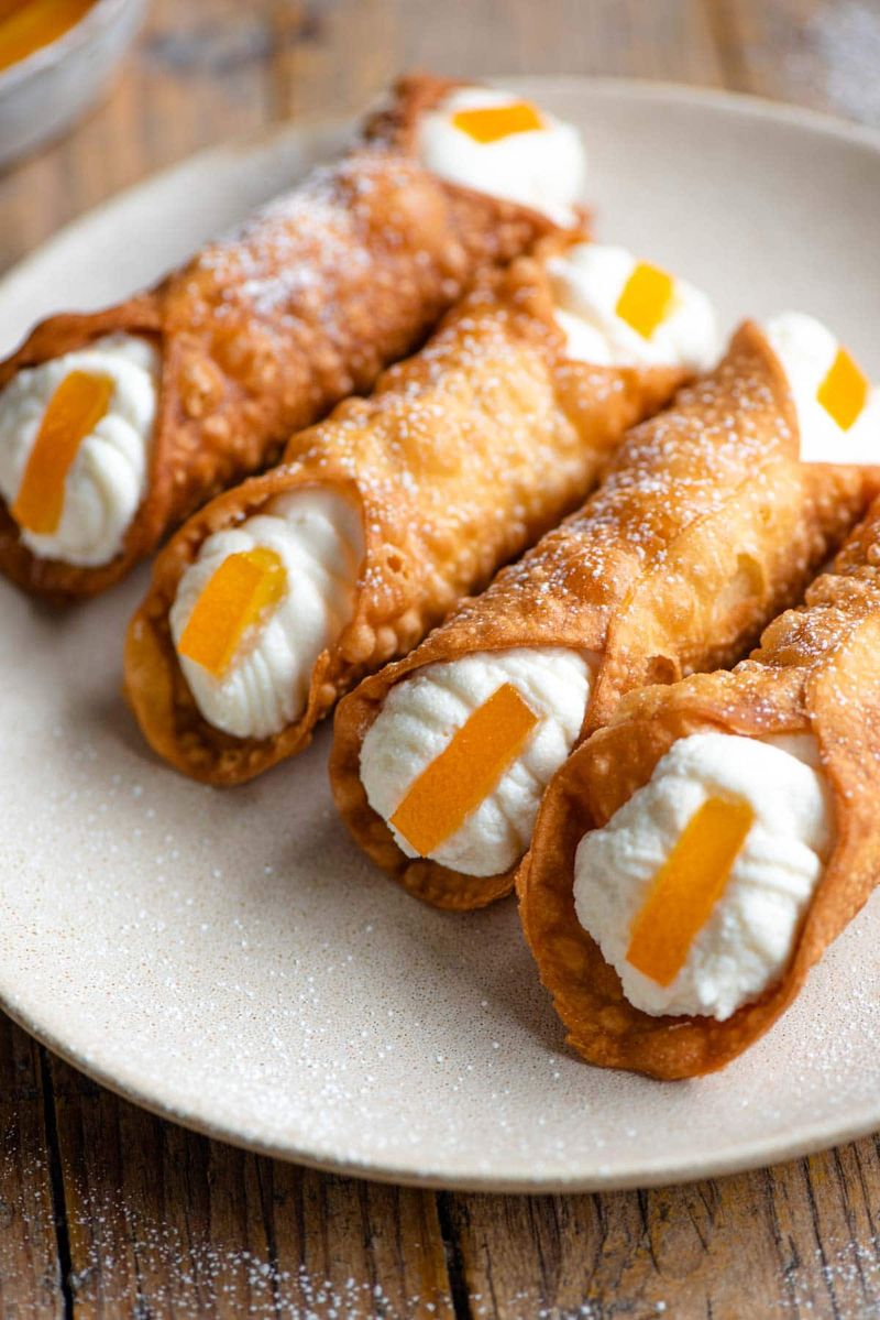 Cannoli (Italy)