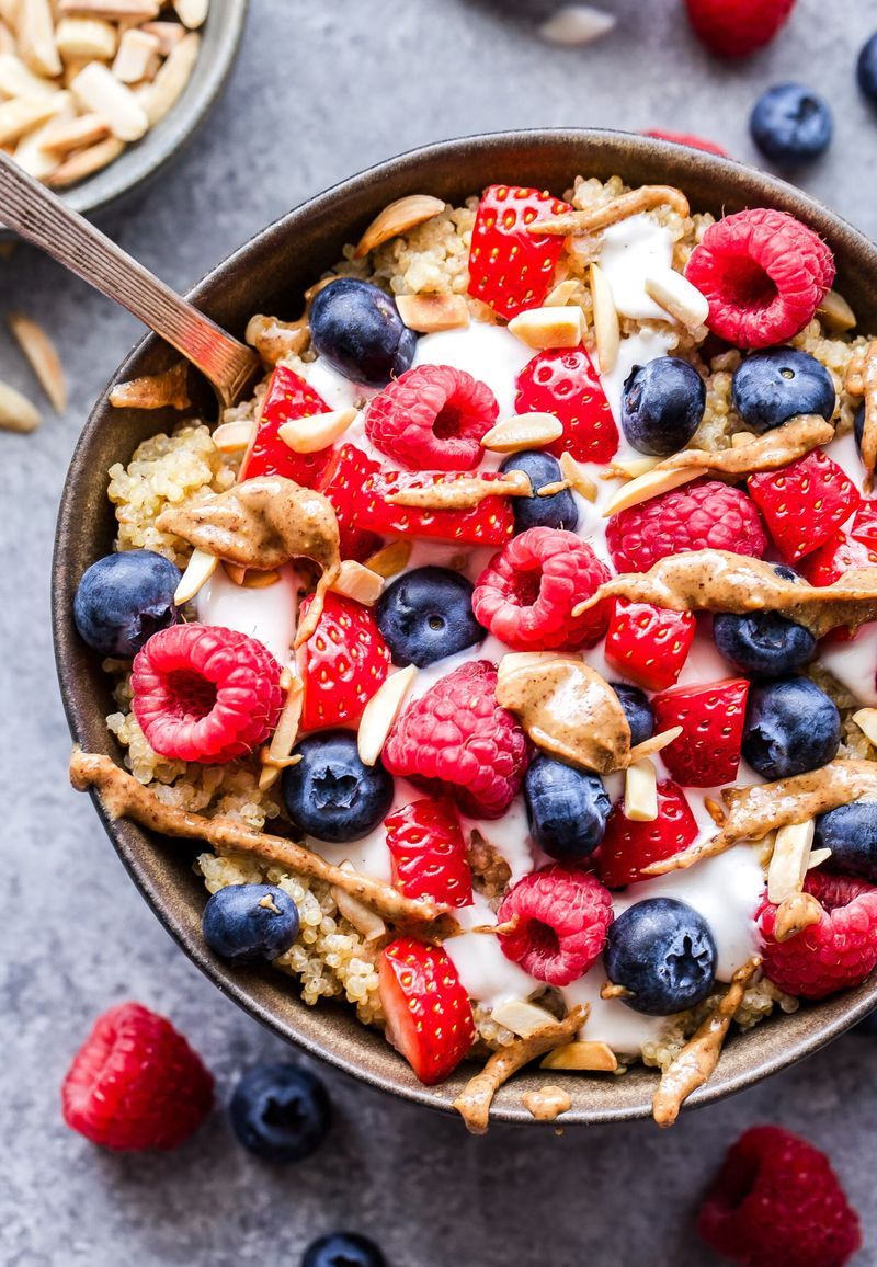 Quinoa Breakfast Bowl with Berries and Almonds