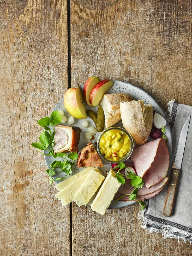 Piccalilli with Cold Cuts