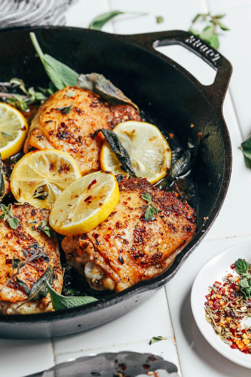 One-Pan Lemon Chicken Thighs