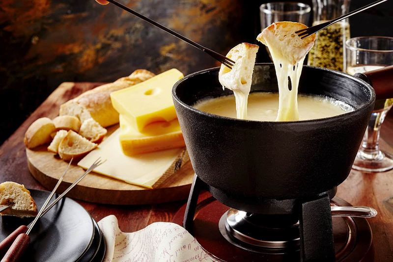 Cheddar Fondue