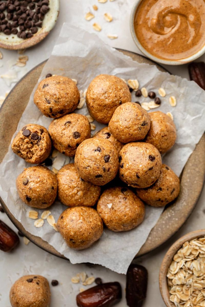 Almond Butter and Protein-Packed Energy Balls