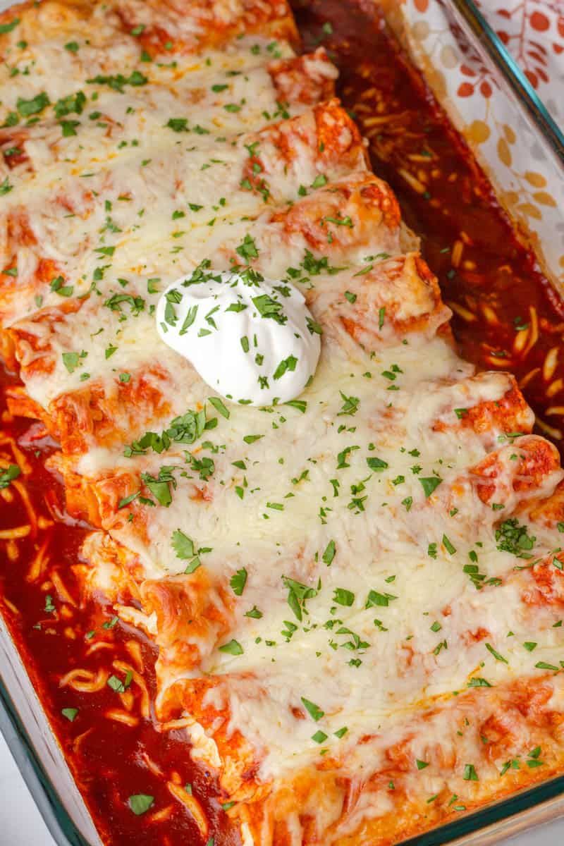 Chicken Enchiladas With Red Sauce