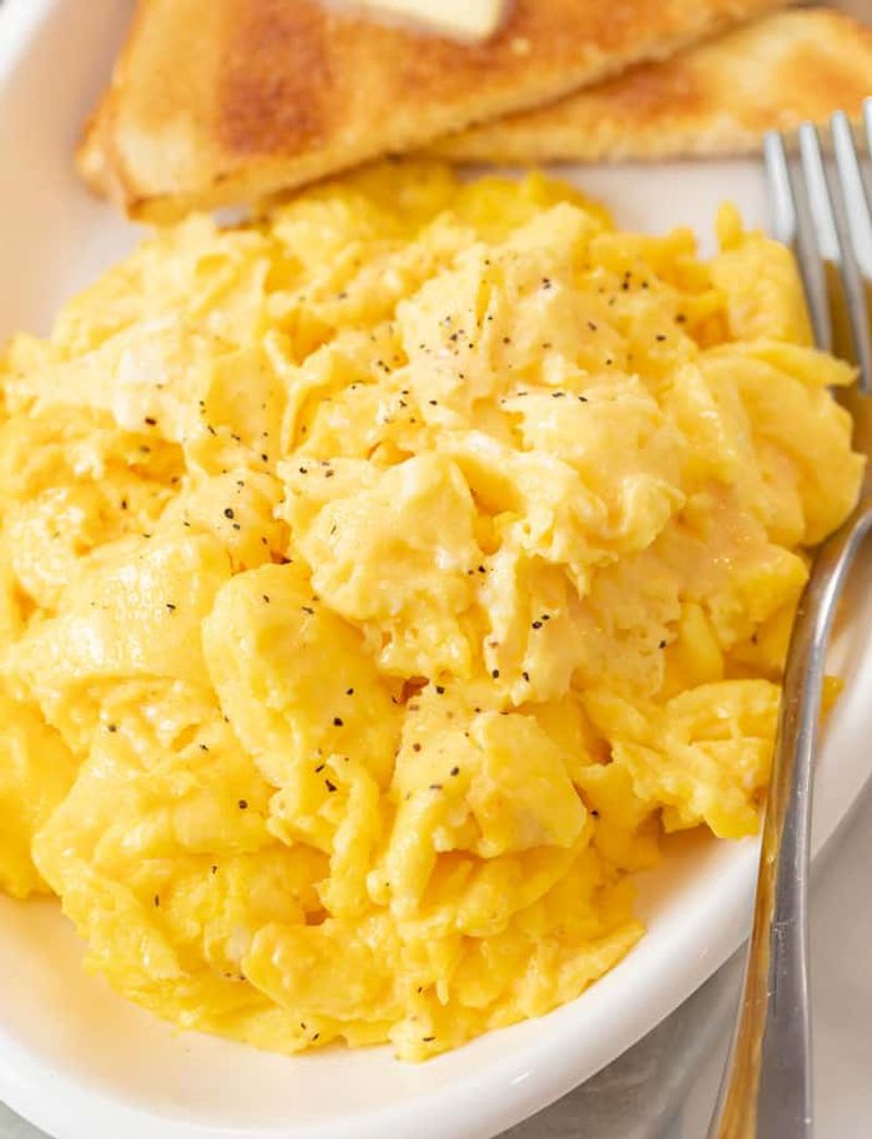 Fluffy Scrambled Eggs
