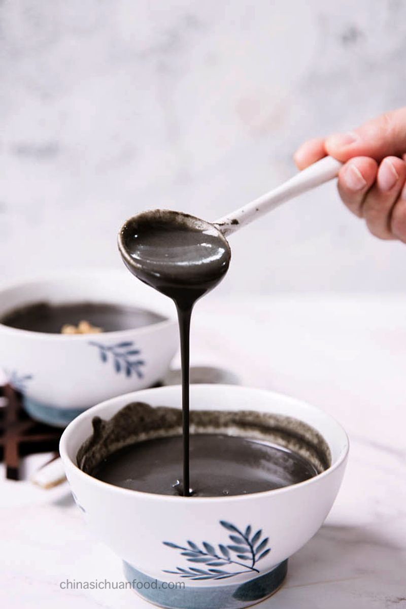 Black Sesame Soup (Zhima Hu)