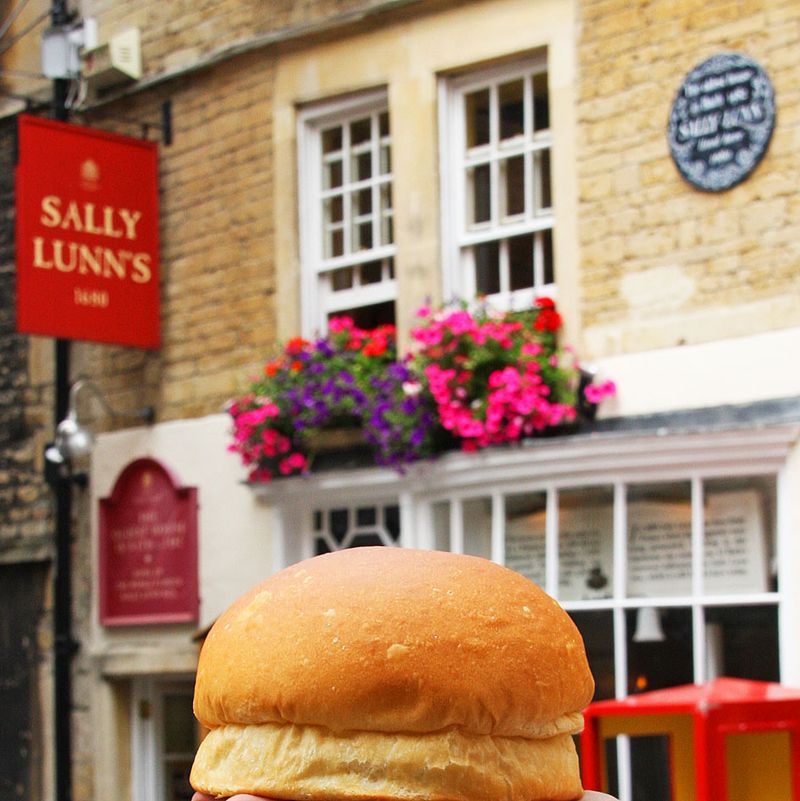 Sally Lunn Buns