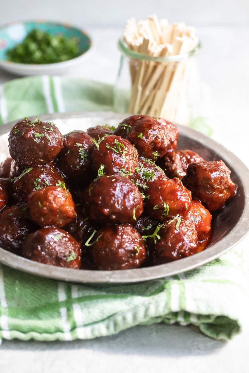 Meatballs in Grape Jelly Sauce