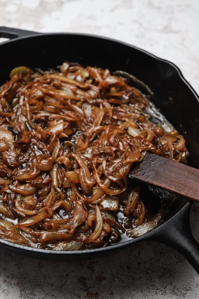Adding Complexity to Caramelized Onions