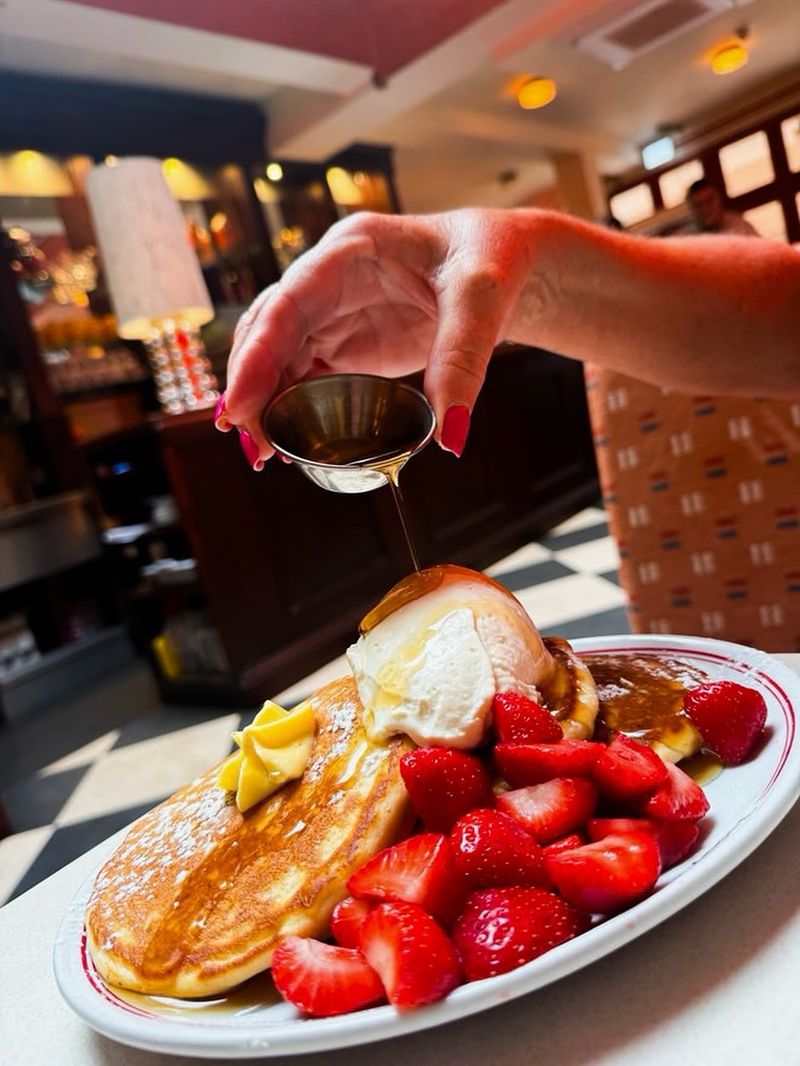 Pilgrim – New American Brunch and Diner