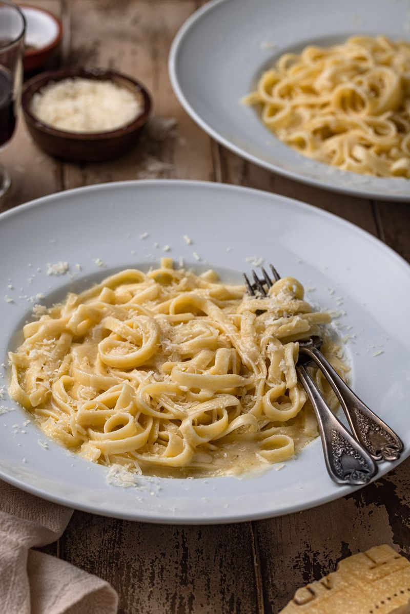 American Mac and Cheese and Italian Pasta al Burro