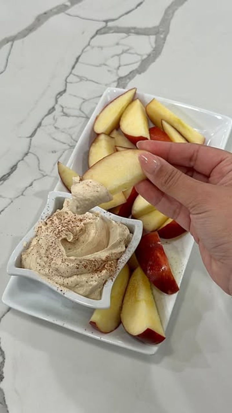 Apple Slices with Peanut Butter