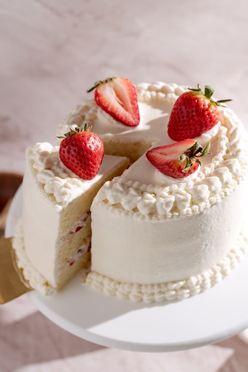 Chiffon Cake with Whipped Cream