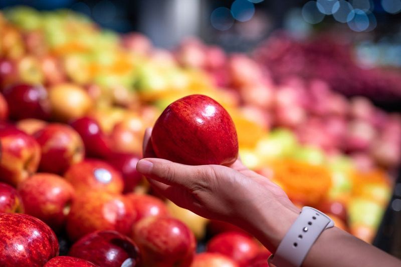 Apples