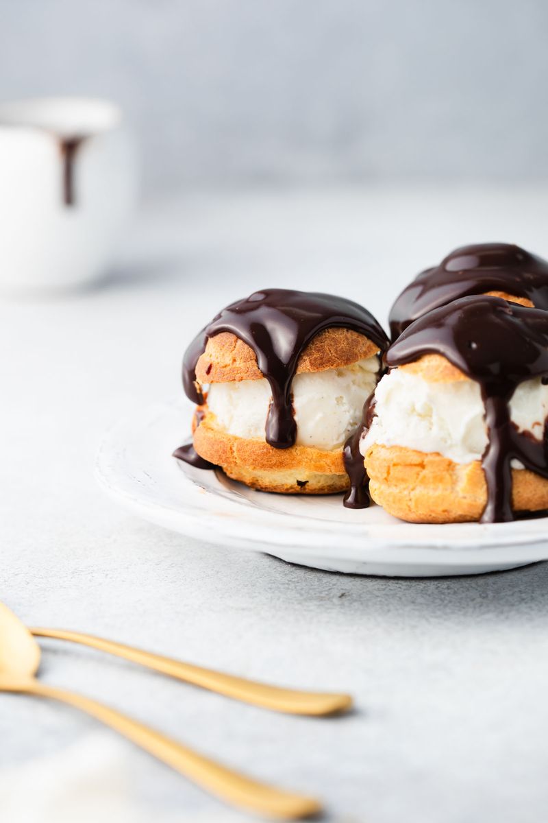 Profiteroles (France)
