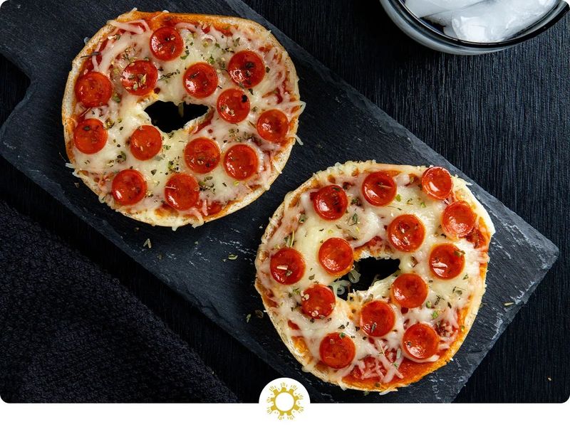 Pizza Bagels