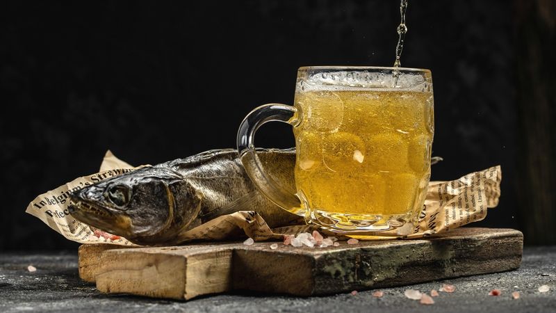 Fish Bladder in Beer and Wine