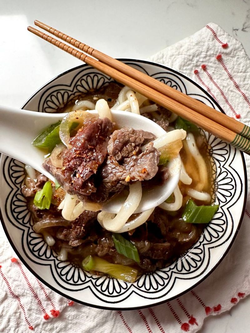 Niku Udon (Meat Udon Soup)
