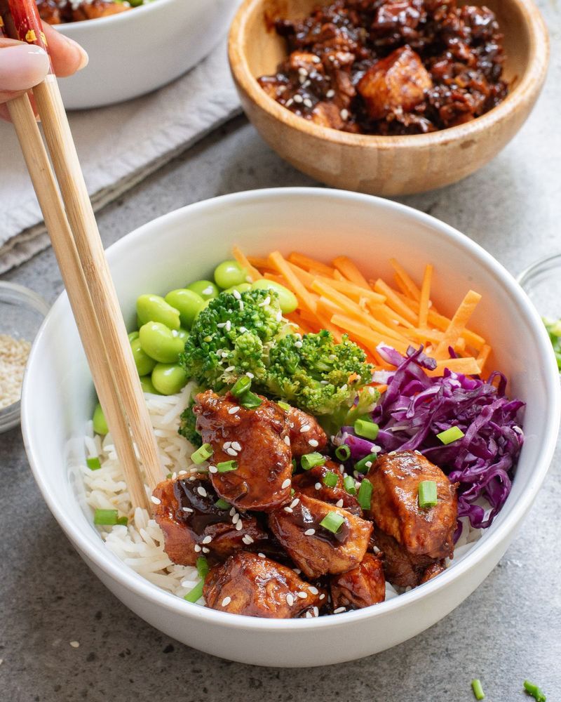 Teriyaki Chicken Thigh Rice Bowls