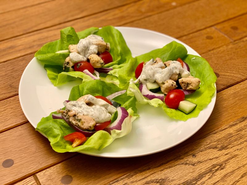 Tzatziki Chicken Lettuce Cups