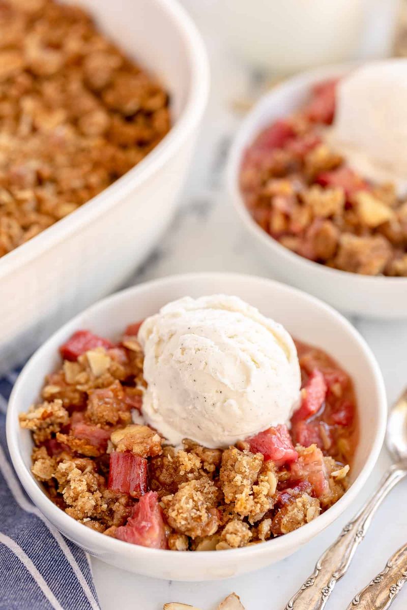 Rhubarb Crumble