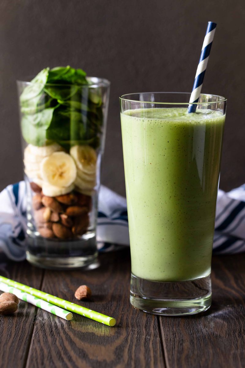Protein Smoothie with Whey, Spinach, and Banana