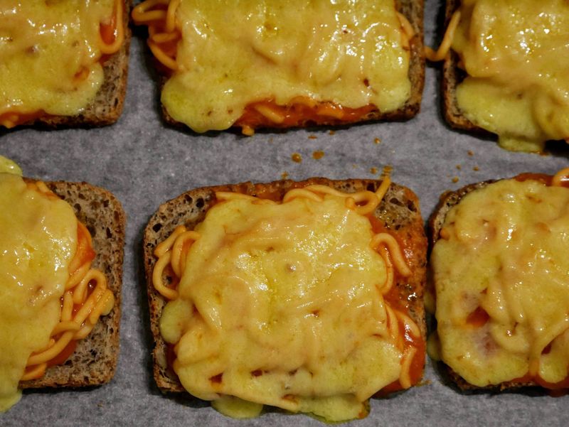 Cold Spaghetti on Toast