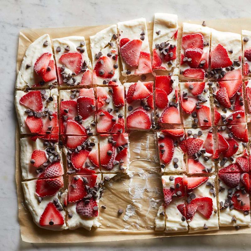 Frozen Yogurt Bark