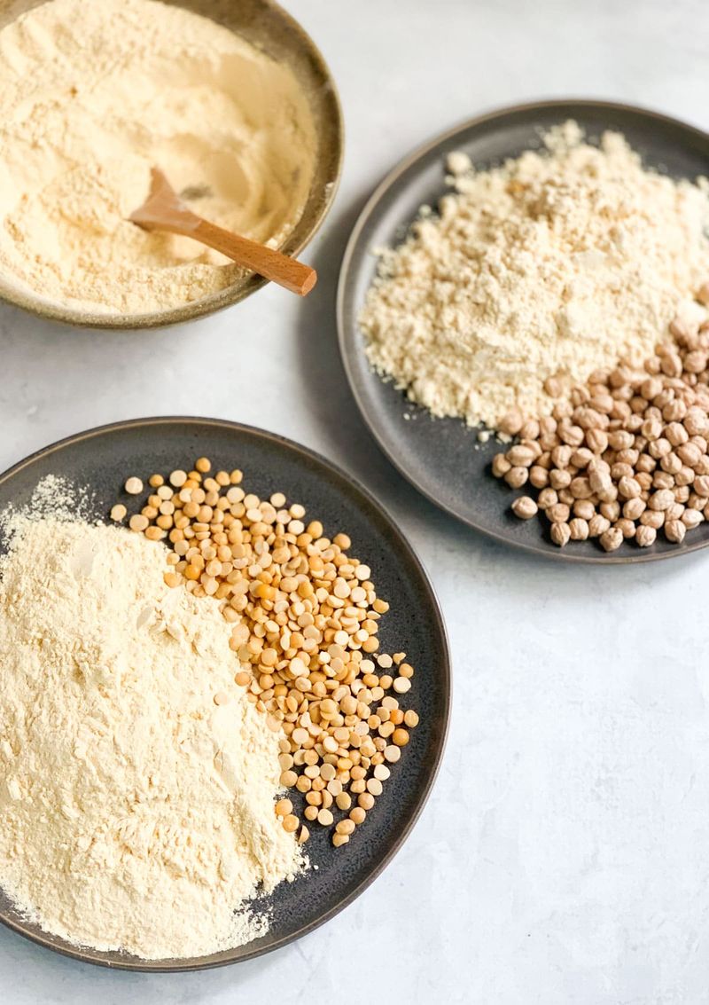 Chickpea Flour (Besan) From Whole Chickpeas