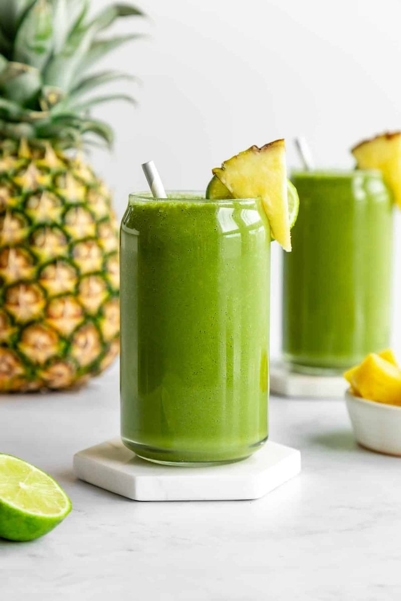 Spinach Pineapple Green Machine