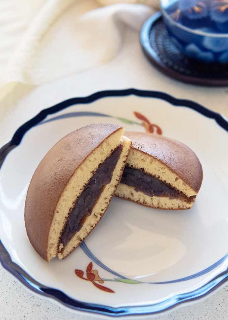 Dorayaki (Japanese Pancake Sandwich)