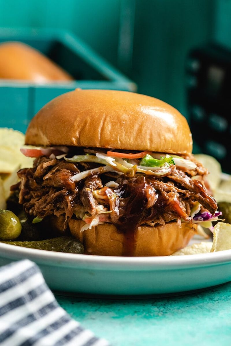 Slow Cooker Pulled Pork Sliders