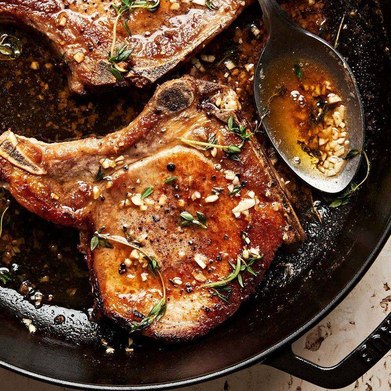 Garlic Butter Pork Chops