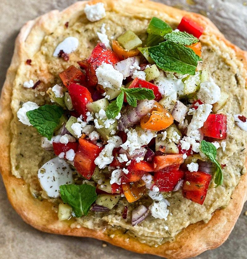 Hummus Veggie Flatbread