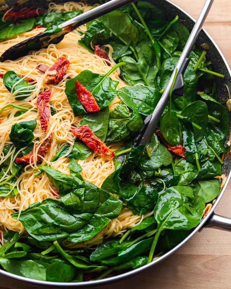 Capellini with Sun-Dried Tomatoes and Spinach
