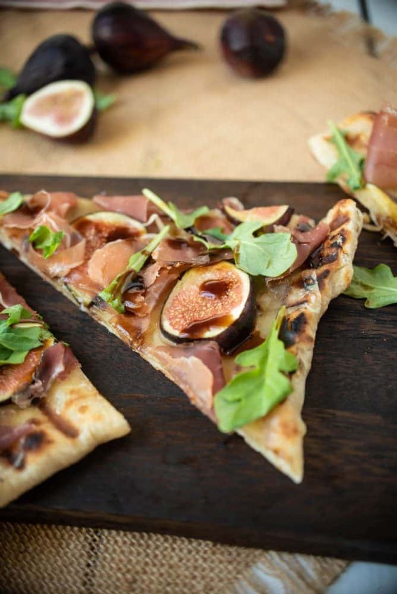 Prosciutto and Fig Flatbread Pizza