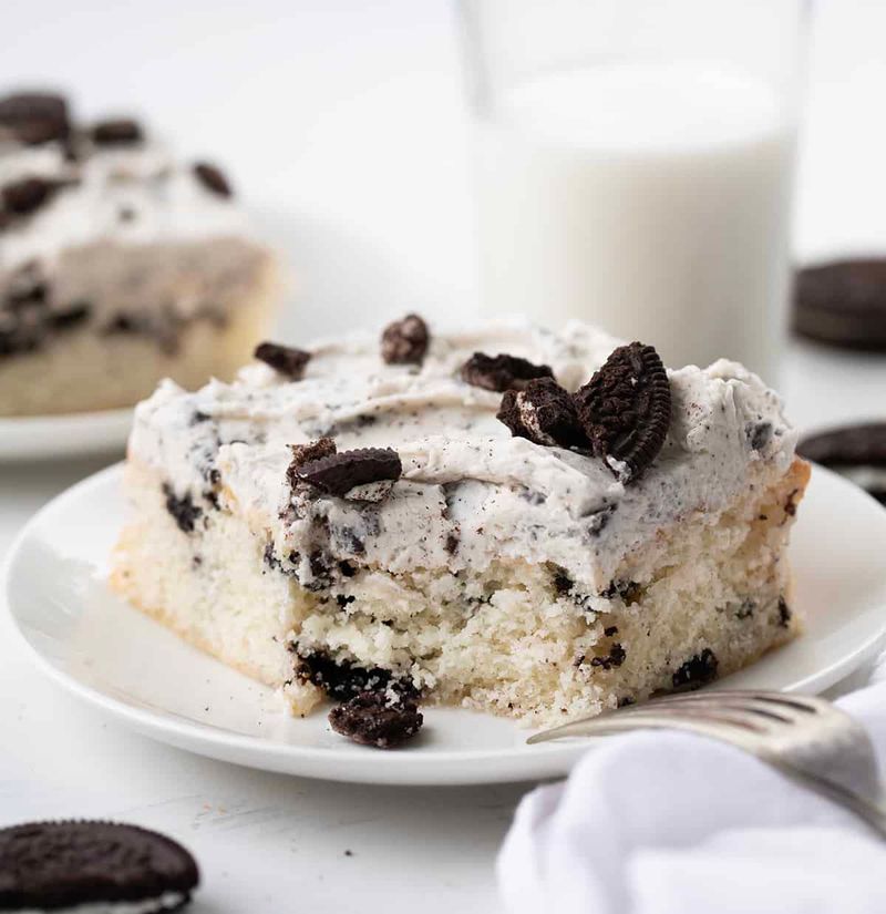 Cookies And Cream Sheet Cake