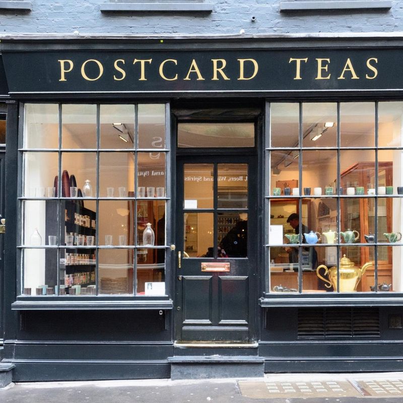 Postcard Teas – Dering Street, Mayfair