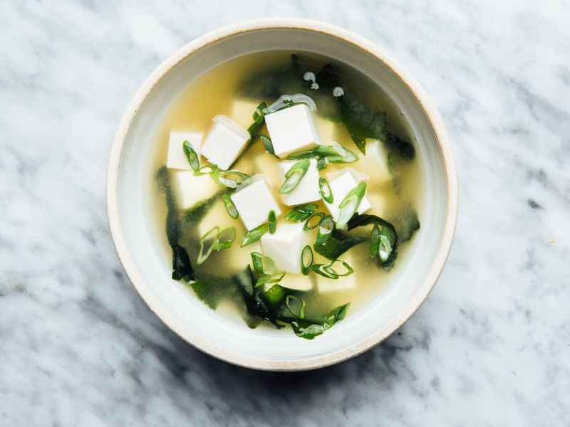 Classic Tofu and Seaweed Miso Soup