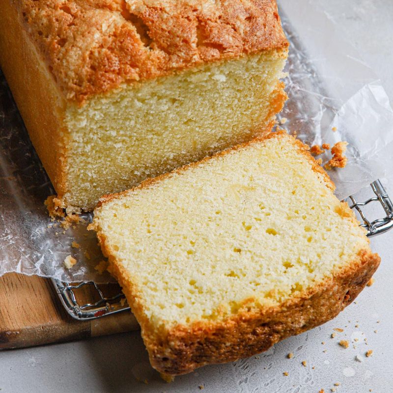 Classic Vanilla Pound Cake